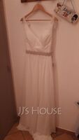 A-Lijn/Prinses V-nek Hof Sleep De Chiffon Bruidsjurk Met Roes Kant Kraalwerk Pailletten Strik Ken 002055921 G55921