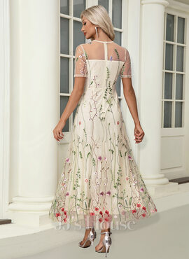 JJ's House Embroidered Illusion Short Sleeve A-line Lace Maxi Dress 2026 - Size: L, Apricot JJ's House Embroidered Illusion Short Sleeve A-line Lace Maxi Dress 2026 - Size: L, Apricot