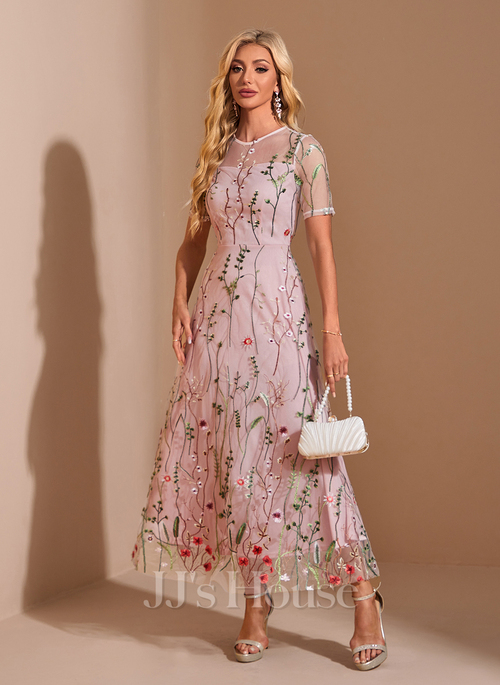 JJ's House Embroidered Illusion Short Sleeve A-line Lace Maxi Dress 2026 - Size: L, Pink JJ's House Embroidered Illusion Short Sleeve A-line Lace Maxi Dress 2026 - Size: L, Pink