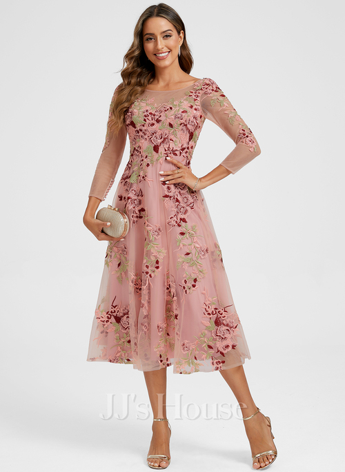 white christmas dresses Jezebel White Lace Plunge-Neck Collared Midi Dress – Club L London main image 1