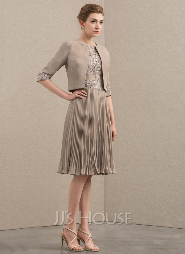 A-Line/Princess Scoop Neck Knee-Length Chiffon Lace Cocktail Dress With ...