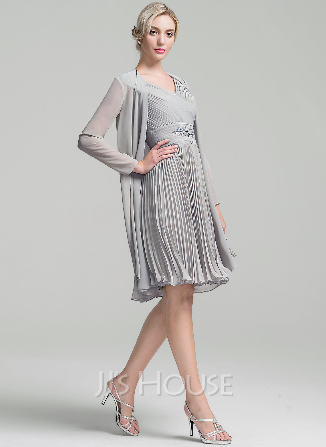 A-Line/Princess V-neck Knee-Length Chiffon Cocktail Dress With Ruffle ...