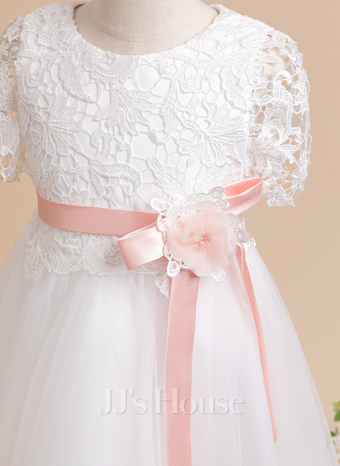 Ball-Gown Tulle  Short Sleeves Scoop Neck Floor-Length Flower Girl Dresses main image 0