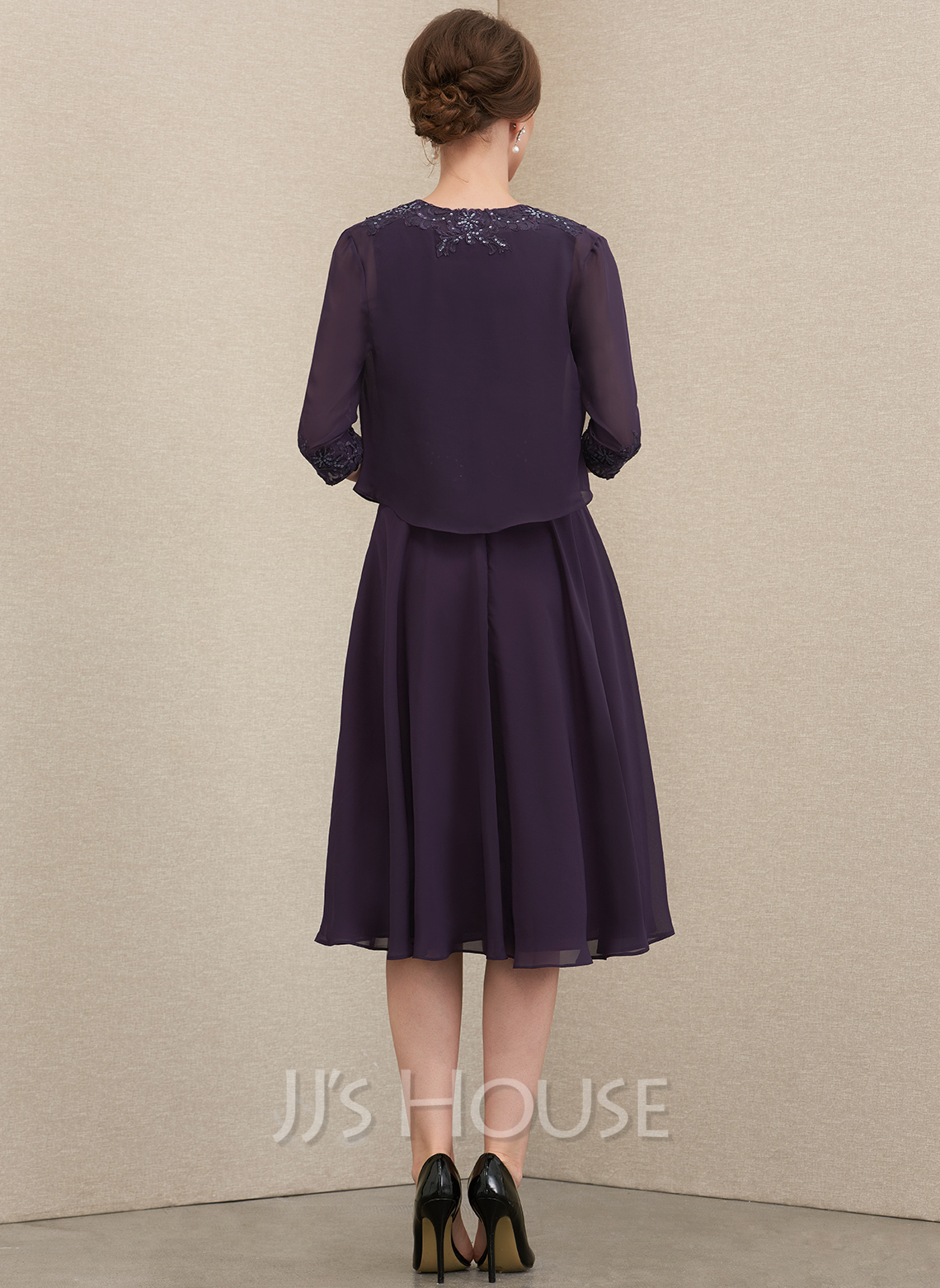 A-Line Scoop Neck Knee-Length Chiffon Lace Cocktail Dress With Sequins ...