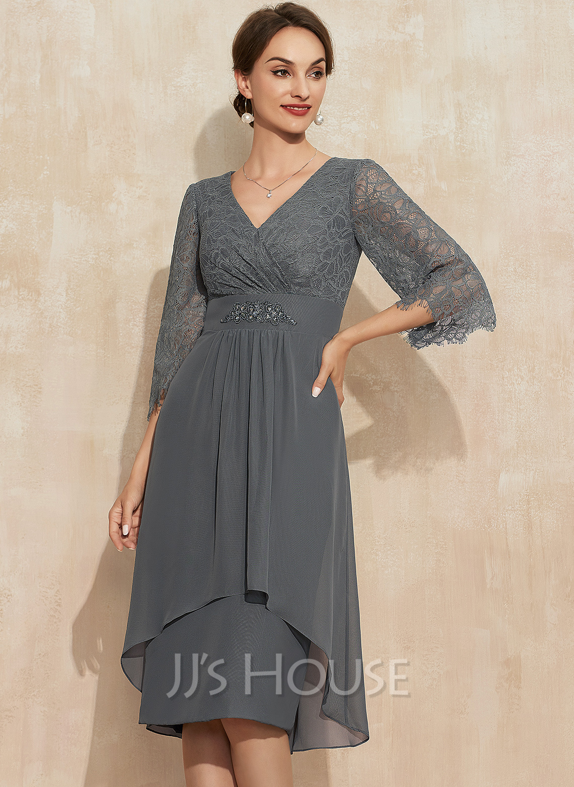 Sheath/Column V-neck Knee-Length Chiffon Lace Cocktail Dress With ...