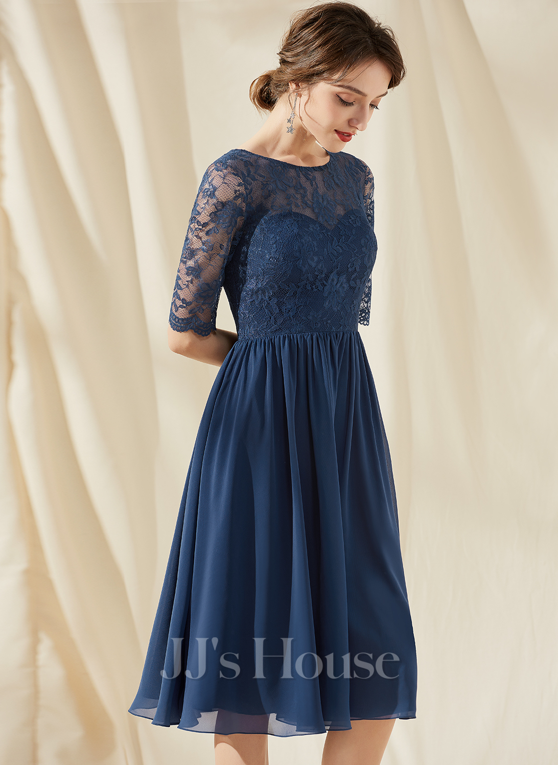 A-Line Scoop Neck Knee-Length Chiffon Lace Cocktail Dress With Ruffle ...