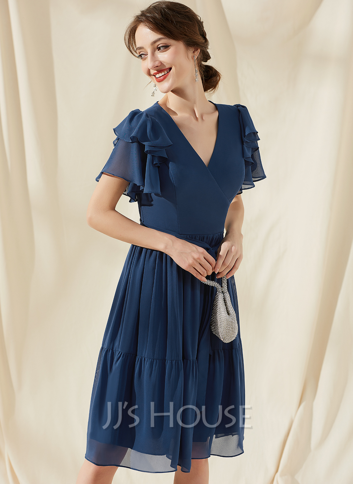 A-Line V-neck Knee-Length Chiffon Cocktail Dress With Bow(s) Cascading ...