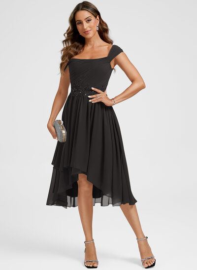 Klänning Midi i Chiffong med One-Shoulder